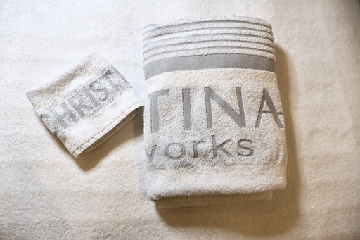 [SEV001] Christina Serviette